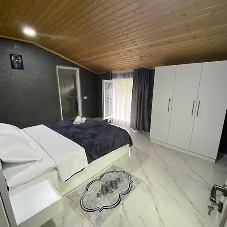 Buo'S Guest House 보르조미 외부 사진