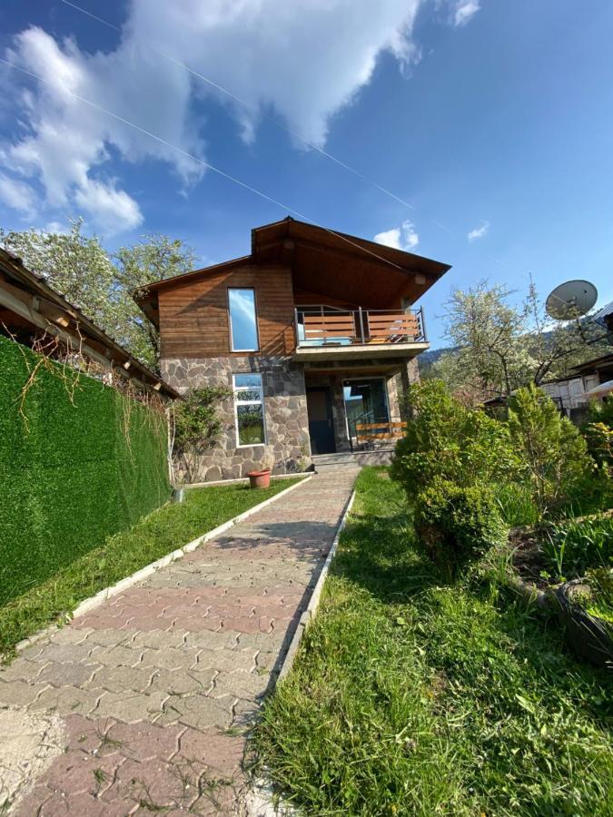 Buo'S Guest House 보르조미 외부 사진