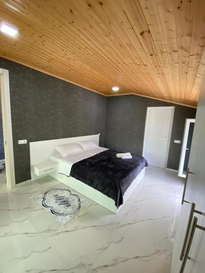 Buo'S Guest House 보르조미 외부 사진